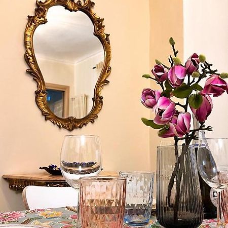Al Bicerin Apartment, In Historical Center Of Turin Exterior foto
