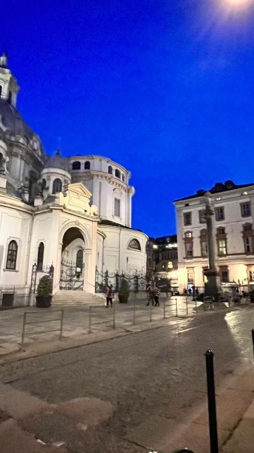 Al Bicerin Apartment, In Historical Center Of Turin Exterior foto